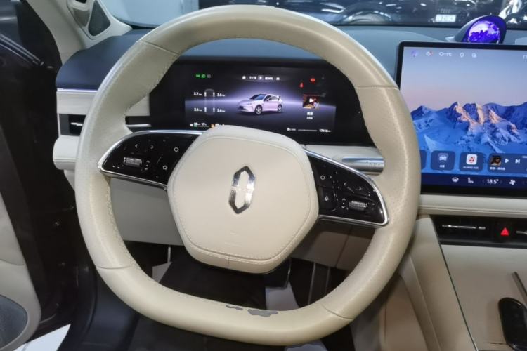 Used Hima AITO M5 2025 Extended-Range Ultra All-Wheel-Drive Version
