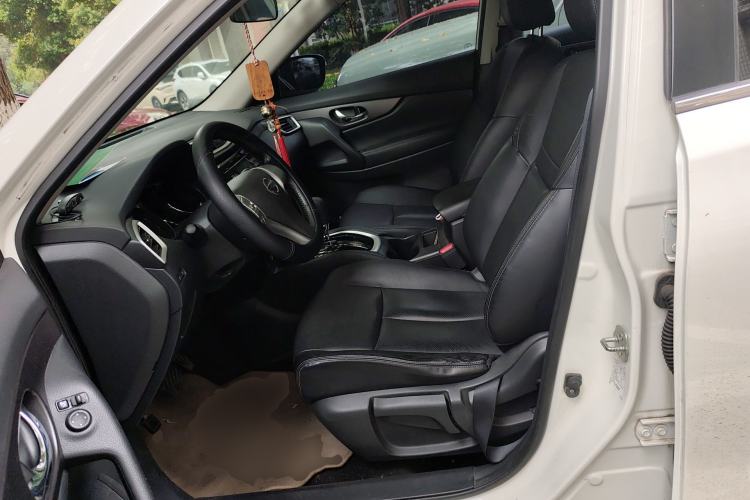 Used Nissan X-Trail 2014 2.0L CVT Comfort Edition 2WD
