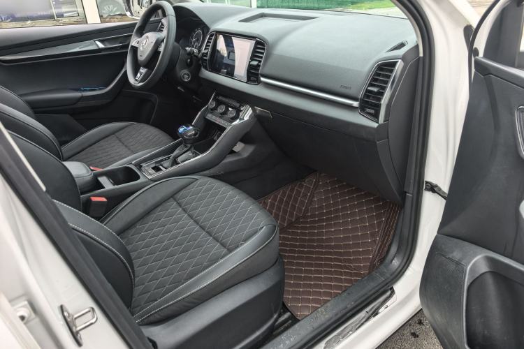 Used Skoda Karoq 2020 TSI280 Luxury Smart Edition China VI Standard Right Front Seat