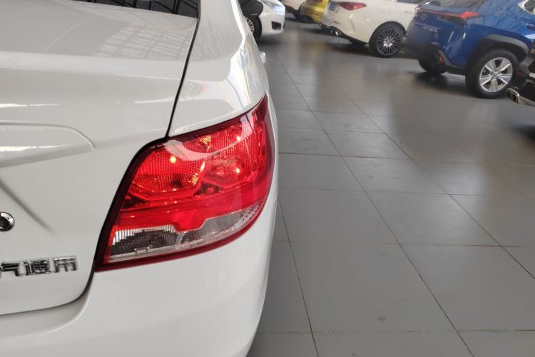 Used Chevrolet Sail 2015 Sail 3 1.3L AMT Ideal Edition
