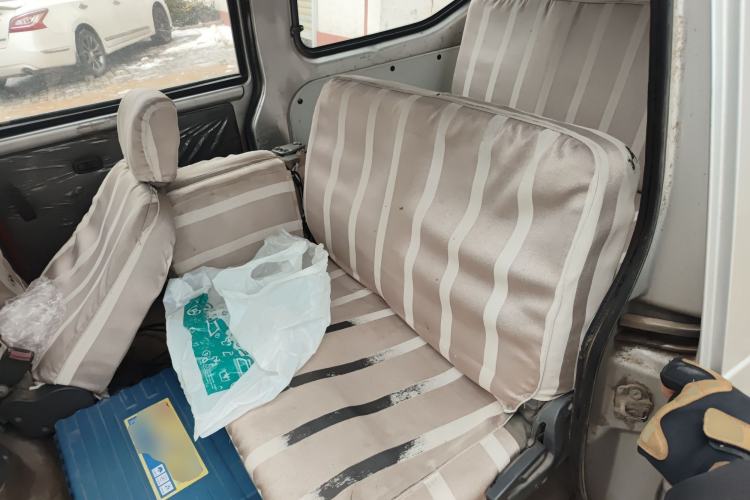 Used Wuling Zhiguang 2010 1.0L New Version Practical Short-Body L2Y