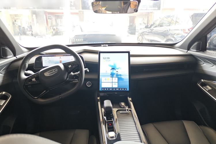 Used Geely Auto Emgrand X7 Sport 2023 Boyue COOL 1.5TD Smart Model Center Console