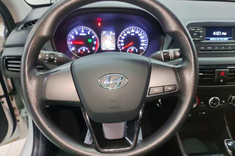 Used Hyundai Celesta 2020 1.6L Automatic GL Enjoyable Edition