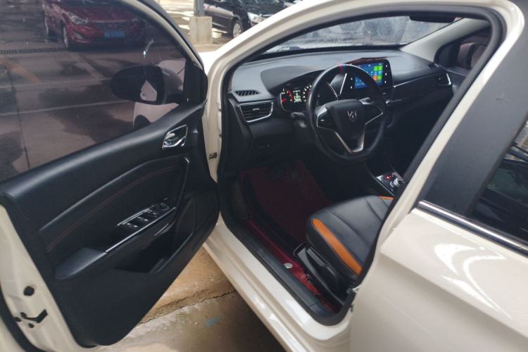 Used Baojun 310 2017 1.5L Automatic Luxury Model Driver Seat
