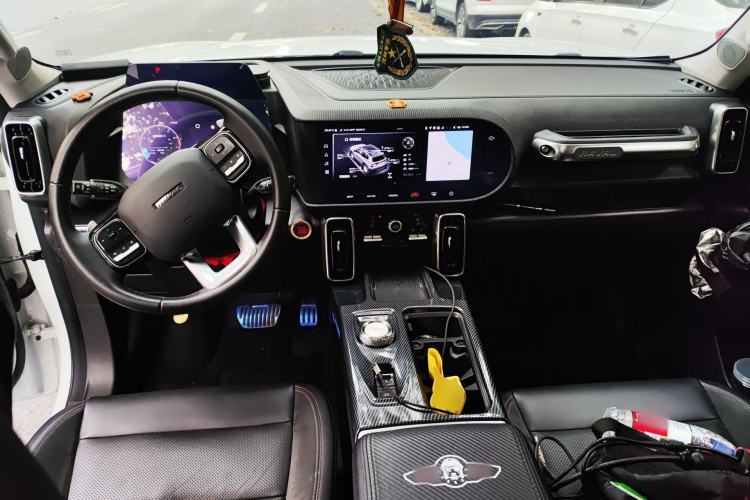 Used Haval DARGO 2021 2.0T DCT All-Wheel-Drive "Hao Tian Quan" Edition Center Console