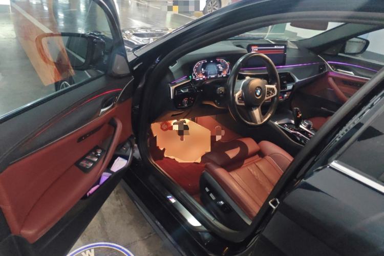 Used BMW 5 Series 2022 Second Facelift 530Li Luxury Version M Sport Package Driver Seat