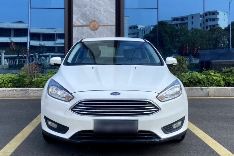 Used Ford Focus 2015 Sedan 1.6L Automatic Comfort Model Exterior 6