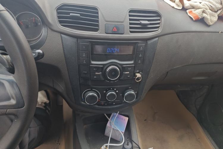 Used Wuling Hongguang 2014 1.5L S Standard Version
