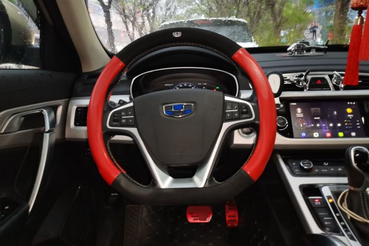 Used Geely Auto Emgrand X7 Sport 2018 1.8TD Automatic Two-Wheel Drive Smart Connect 4G Internet Edition
