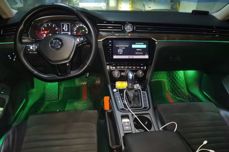 Used Volkswagen Magotan 2017 330TSI DSG Luxury Model