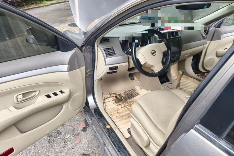 Used Nissan Sylphy 2012 Classic 1.6XE Manual Comfort Edition Driver Seat