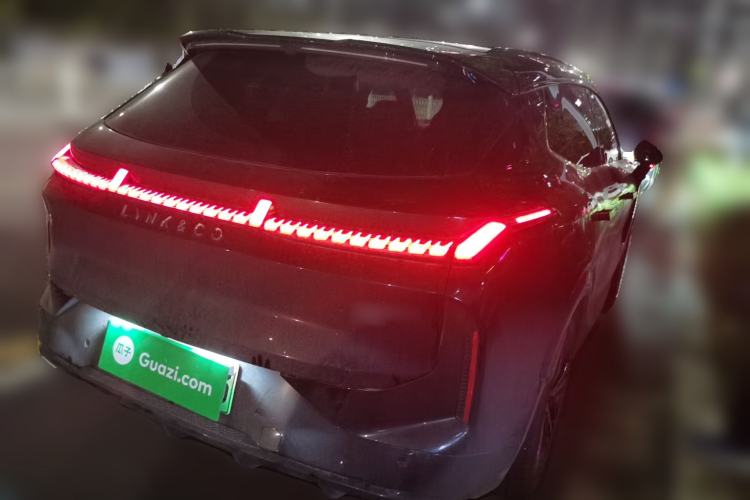 Used Lynk & Co 08 EM-P 2023 120km Long-Range Halo