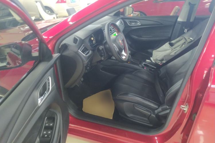 Used Roewe i5 2020 1.5L Automatic 4G Connect Luxury Flagship Edition