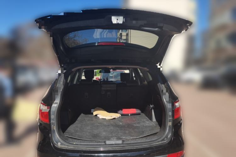 Used Hyundai Grand SantaFe 2013 3.0L 7-Seater Four-Wheel-Drive Comfort Edition Trunk