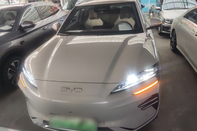 Used BYD Song PLUS New Energy 2025 EV 520km Premium Version