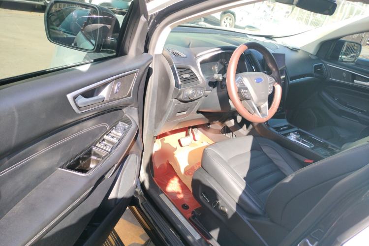 Used Ford Edge 2020 EcoBoost 245 Two-Wheel Drive Titanium 7-Seater