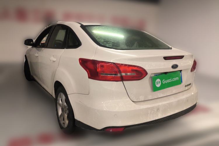 Used Ford Focus 2015 Sedan 1.6L Automatic Comfort Model
