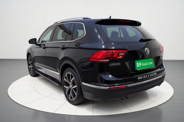 Used Volkswagen Tiguan L 2019 Revised 330TSI Automatic Two-Wheel Drive Smart & Luxury Edition China VI Standard
