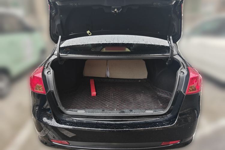 Used Buick Excelle 2015 1.5L Manual Classic Trim
