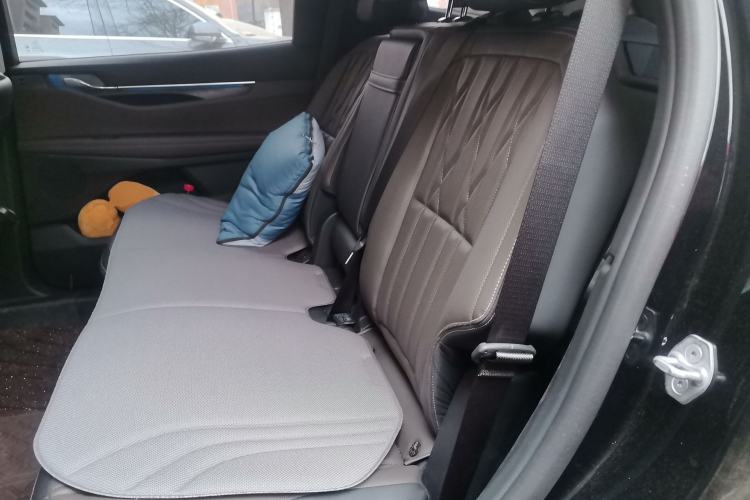 Used Ford Edge 2025 Ford Explorer L 2.0T EcoBoost Four-Wheel Drive 7-Seater Supreme Model Left Rear Seat