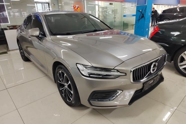 Used Volvo S60 2021 T4 Zhiyi Luxury Edition