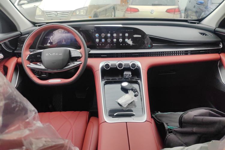 Used EXEED Stellar C-DM 2024 1.5T Long-Range Pro
