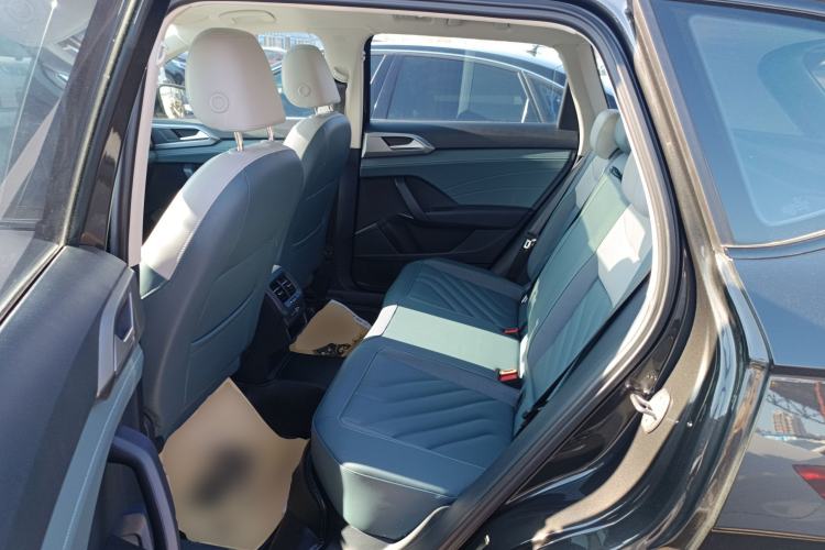 Used Volkswagen Tharu 2023 300TSI Two-Wheel-Drive Full Moon Edition