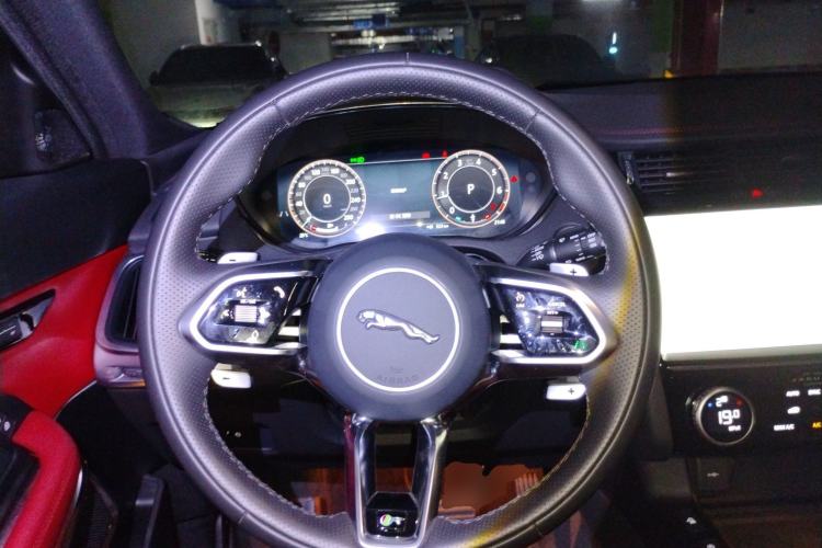 Used Jaguar E-PACE 2024 All-New R-DYNAMIC S Sport Edition Steering Wheel