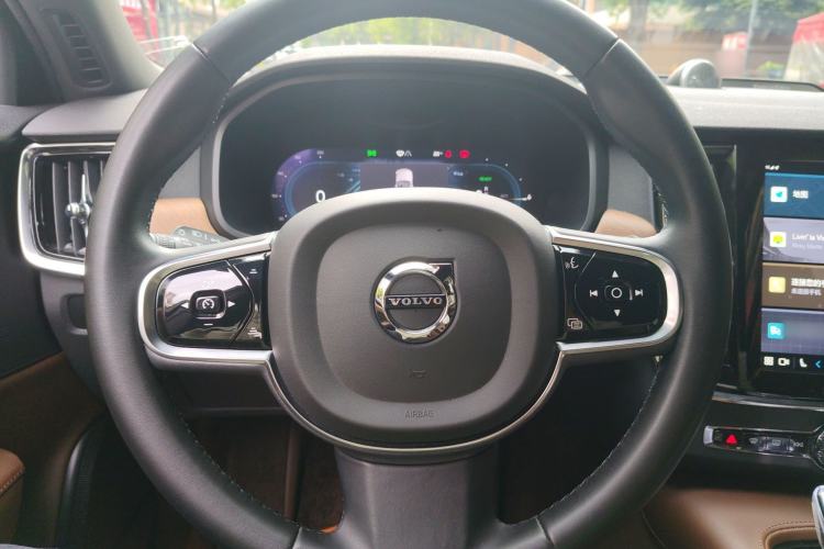 Used Volvo S90 New Energy 2024 Plug-in Hybrid Four-Wheel Drive Long-Range Zhiyi Luxury Edition Steering Wheel