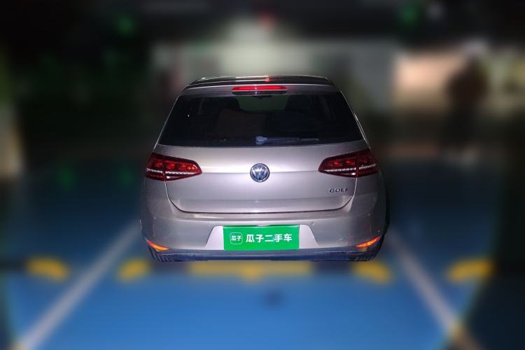 Used Volkswagen Golf 2017 1.6L Automatic Comfort Million-Vehicle Anniversary Edition
