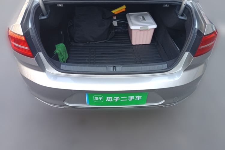 Used Volkswagen Magotan 2017 330TSI DSG Luxury Model Trunk