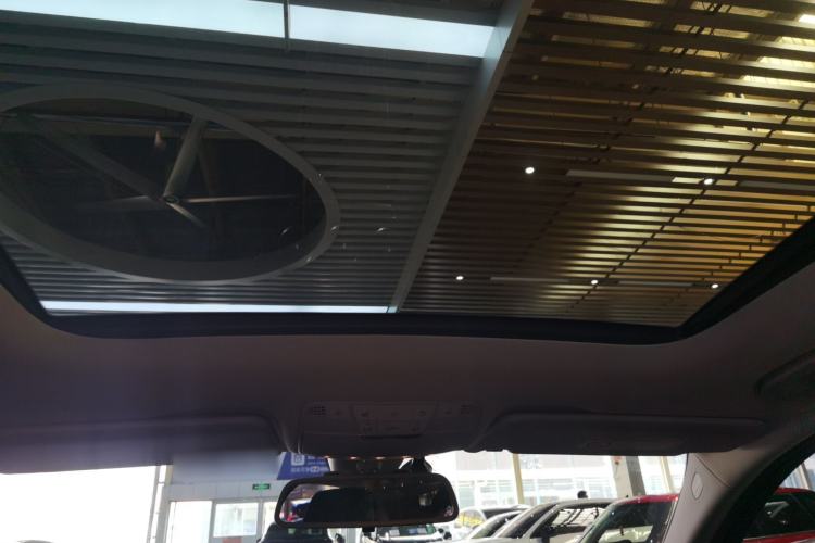 Used Mercedes-Benz C-Class 2017 Facelift C 200 L Sport Edition Headliner