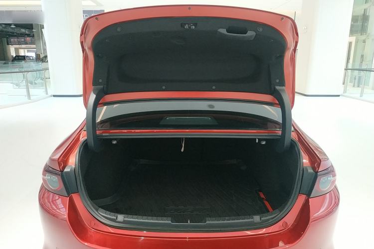 Used Mazda 3 Axela 2021 2.0L Automatic ZhiZun Edition Trunk