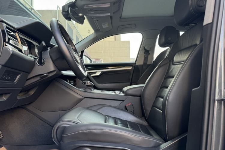 Used Volkswagen Touareg 2019 2.0 TSI Flagship Edition China VI
