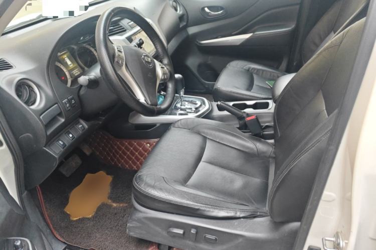 Used Nissan Terra 2018 2.5L Automatic 4x4 Flagship Edition Left Front Seat