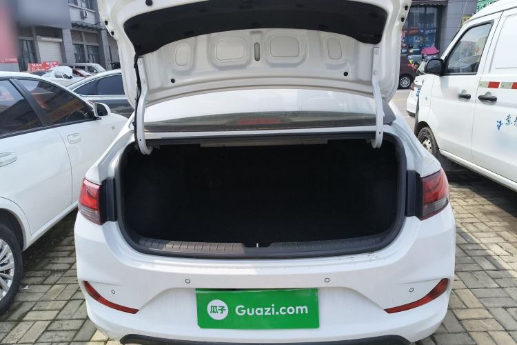 Used Hyundai Celesta 2018 1.6L Automatic GL Enjoyment Edition China VI compliant
