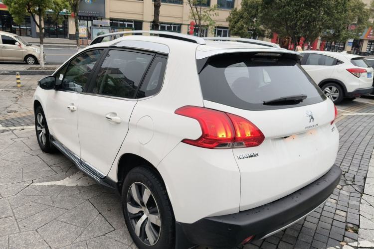 Used Peugeot 2008 2014 1.6L Automatic Navigation Edition Exterior 2