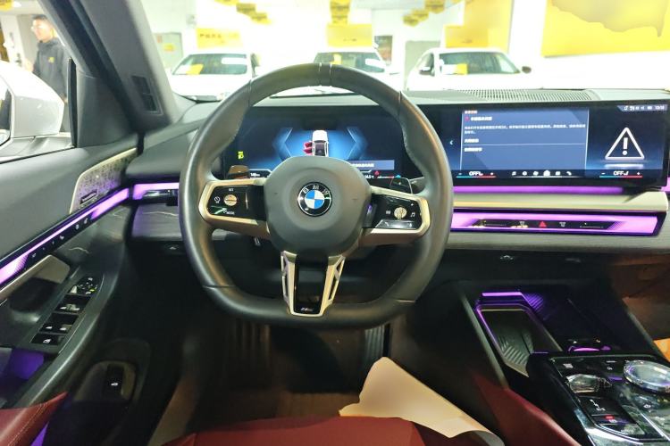 Used BMW 5 Series 2025 530Li Luxury Edition M Sport Package
