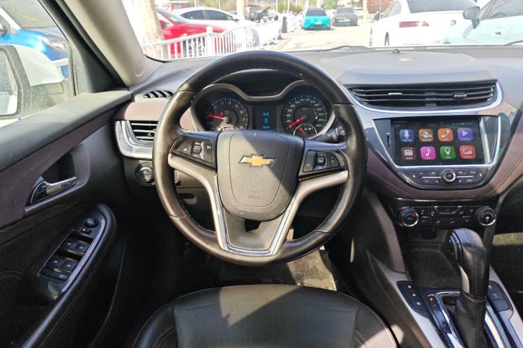 Used Chevrolet Malibu 2018 530T Automatic Luxury Edition Steering Wheel