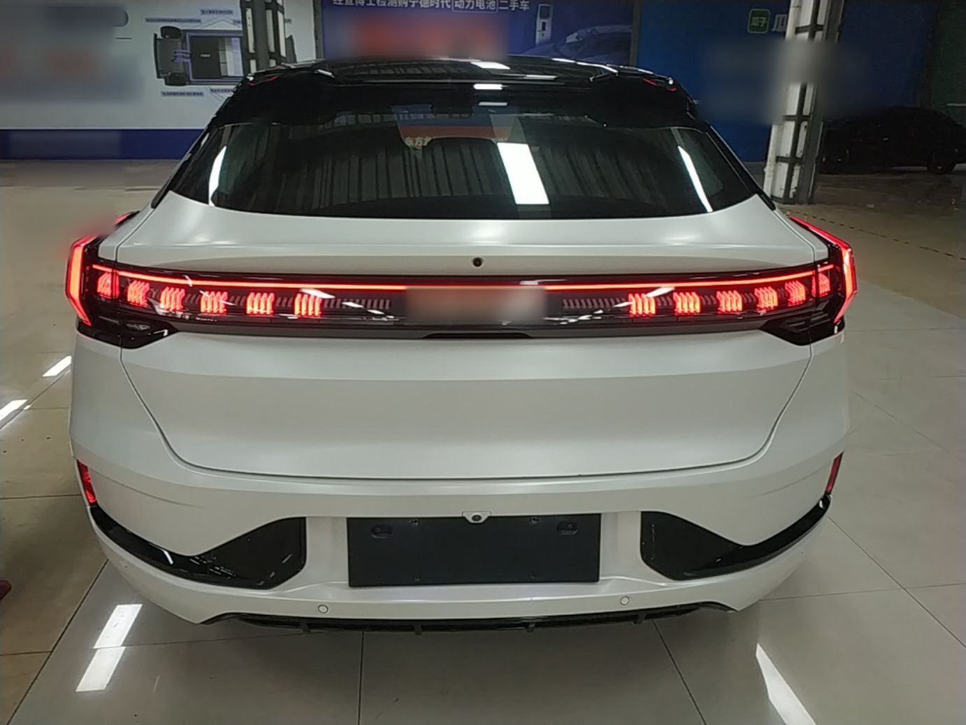 Zeekr 001 2023 WE Edition 100 kWh — снимка 5