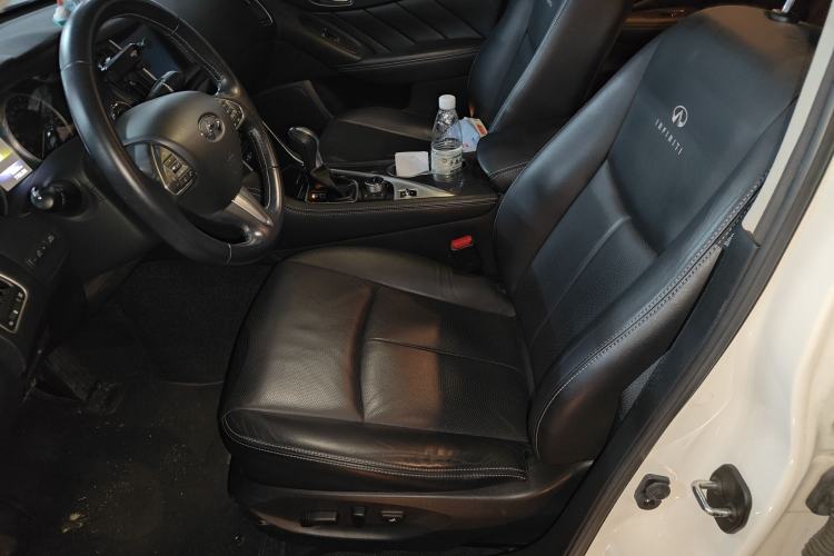 Used Infiniti Q50 2014 2.0T Comfort Edition