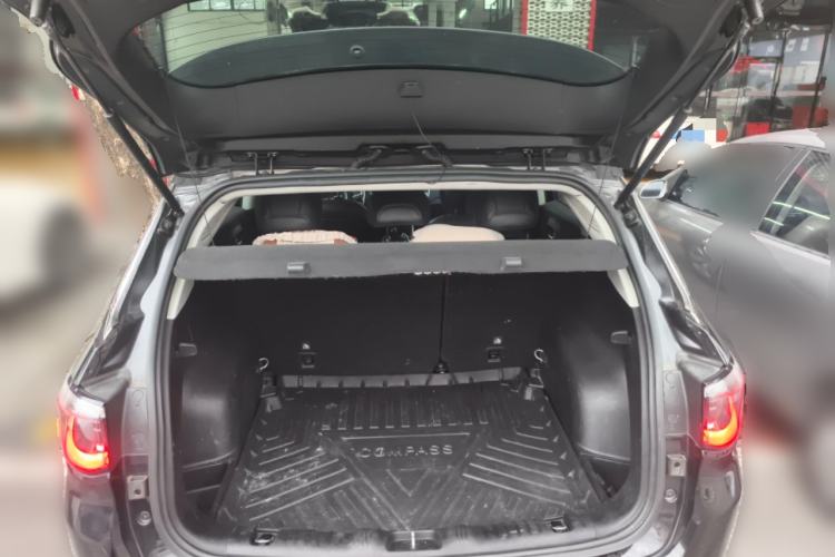 Used Jeep Compass 2017 200T Automatic Family Edition