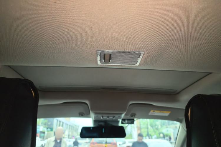 Used Chevrolet Trax 2016 1.4T Automatic Two-Wheel Drive Comfort Version with Sunroof Headliner