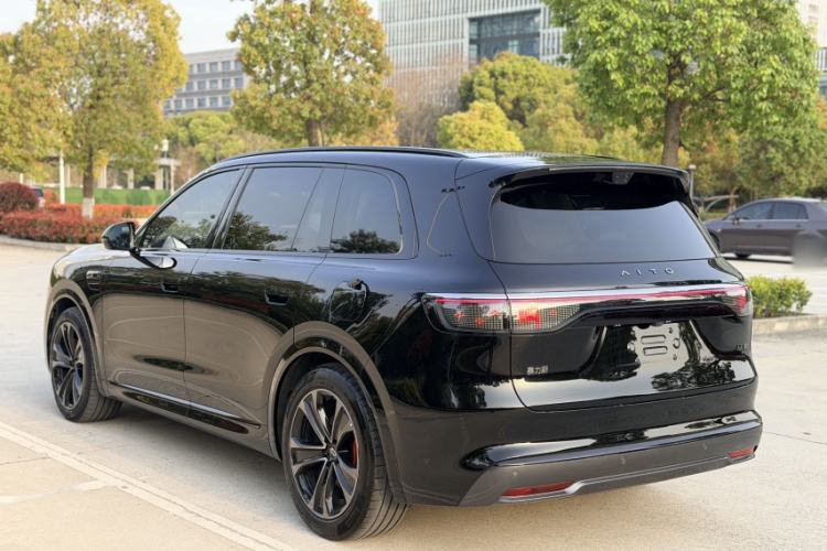 Used Hima AITO M8 2025 Extended-Range Max+ Version 53.4 kWh 5-Seater Edition Exterior 5