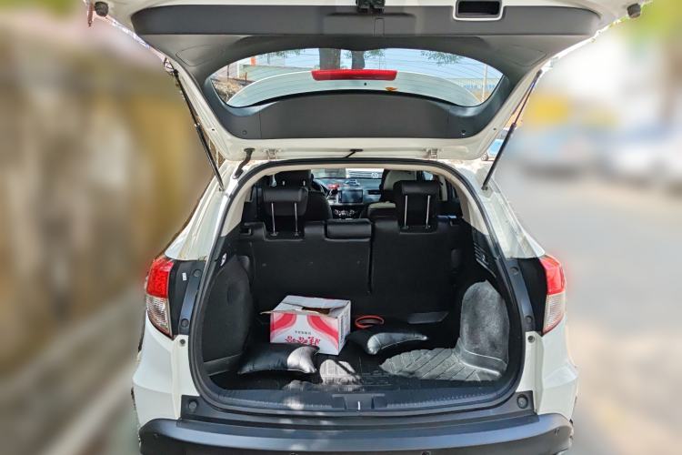 Used Honda Vezel 2020 1.5L CVT Pioneer Edition
