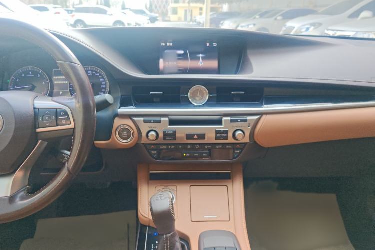 Used Lexus ES 2015 200 Elite Edition
