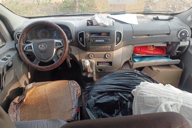 Used JAC Group Sunray 2017 2.0T Short-Wheelbase Mid-Roof Xingkuaiyun Multi-Purpose Commercial Vehicle