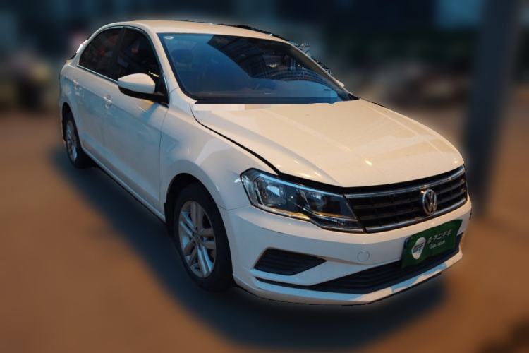 Used Volkswagen Jetta 2019 Dream Edition 1.4L Manual Fashion Version

