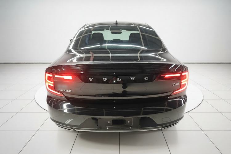 Used Volvo S90 2017 T4 Zhiyuan Edition Rear