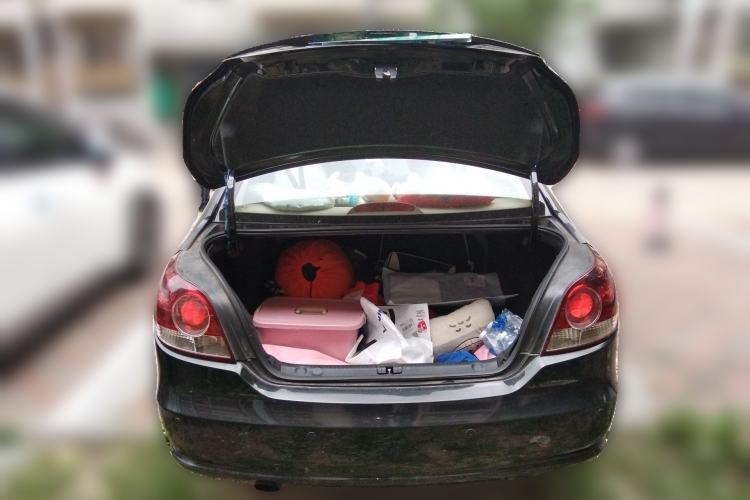 Used Volkswagen Lavida 2013 Classic 1.6L Manual Fashion Edition